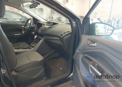 2014 Ford Escape Se z USA, uszkodzony, nr VIN 1FMCU9G97EUE02670